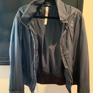 Lululemon blu bomber jacket with hidden hood